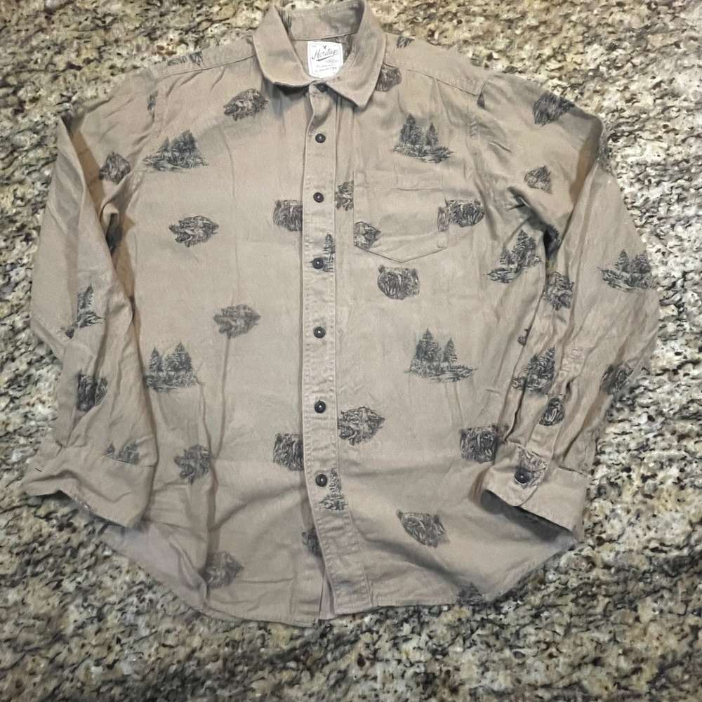 American Eagle Heritage Flannel Shirt Mens Medium Tan Bear Wolf Pine‎ Tree Print